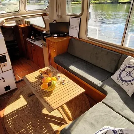 C'la Vie - Proche Fontainebleau - Bateau