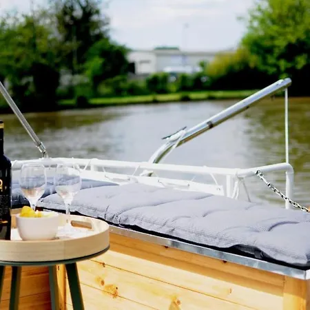 Botel C'la Vie - Proche Fontainebleau - Bateau