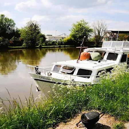 Botel C'la Vie - Proche Fontainebleau - Bateau *